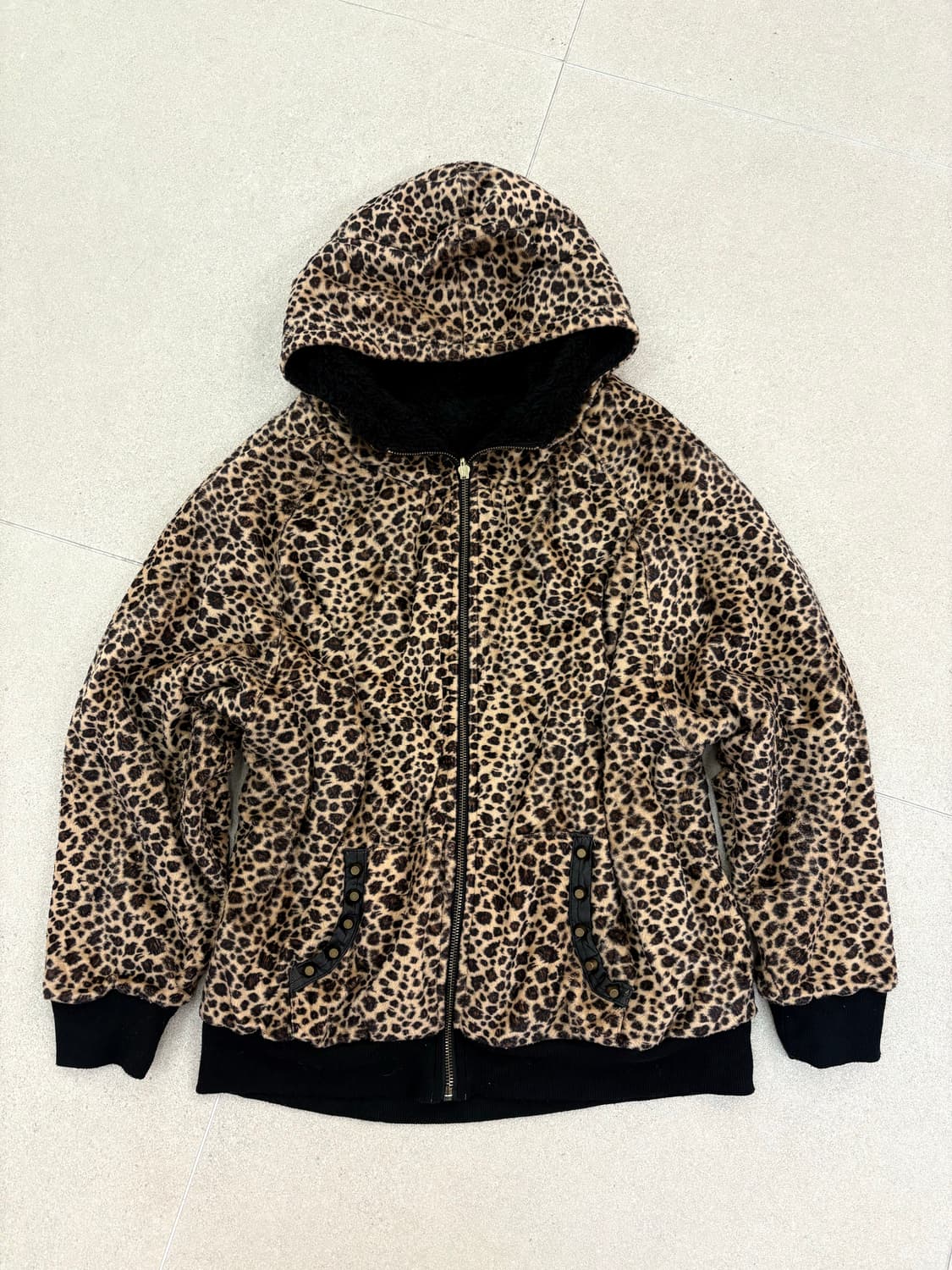 레오파드 리버시블 벨벳 후드집업 상품이미지1