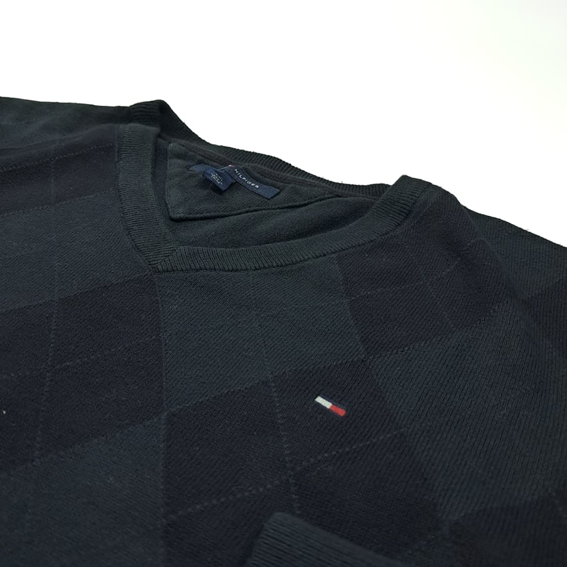 CL217 L 타미힐피거 코튼 톤온톤아가일 블랙 브이넥 니트 스웨터 상품이미지4