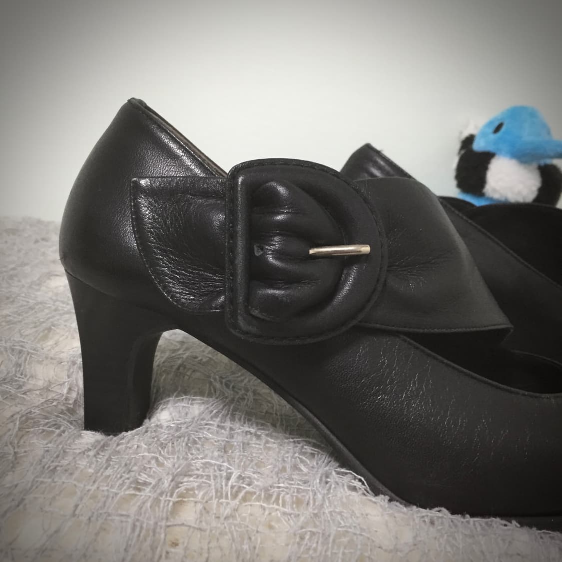 Vtg cross detail pumps 상품이미지4
