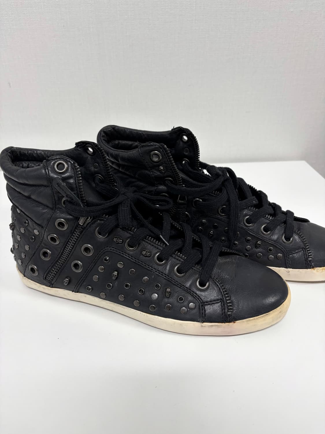 270-275) 아쉬 Ash 블랙 스컬스터드 레더 하이탑 스니커즈 상품이미지1