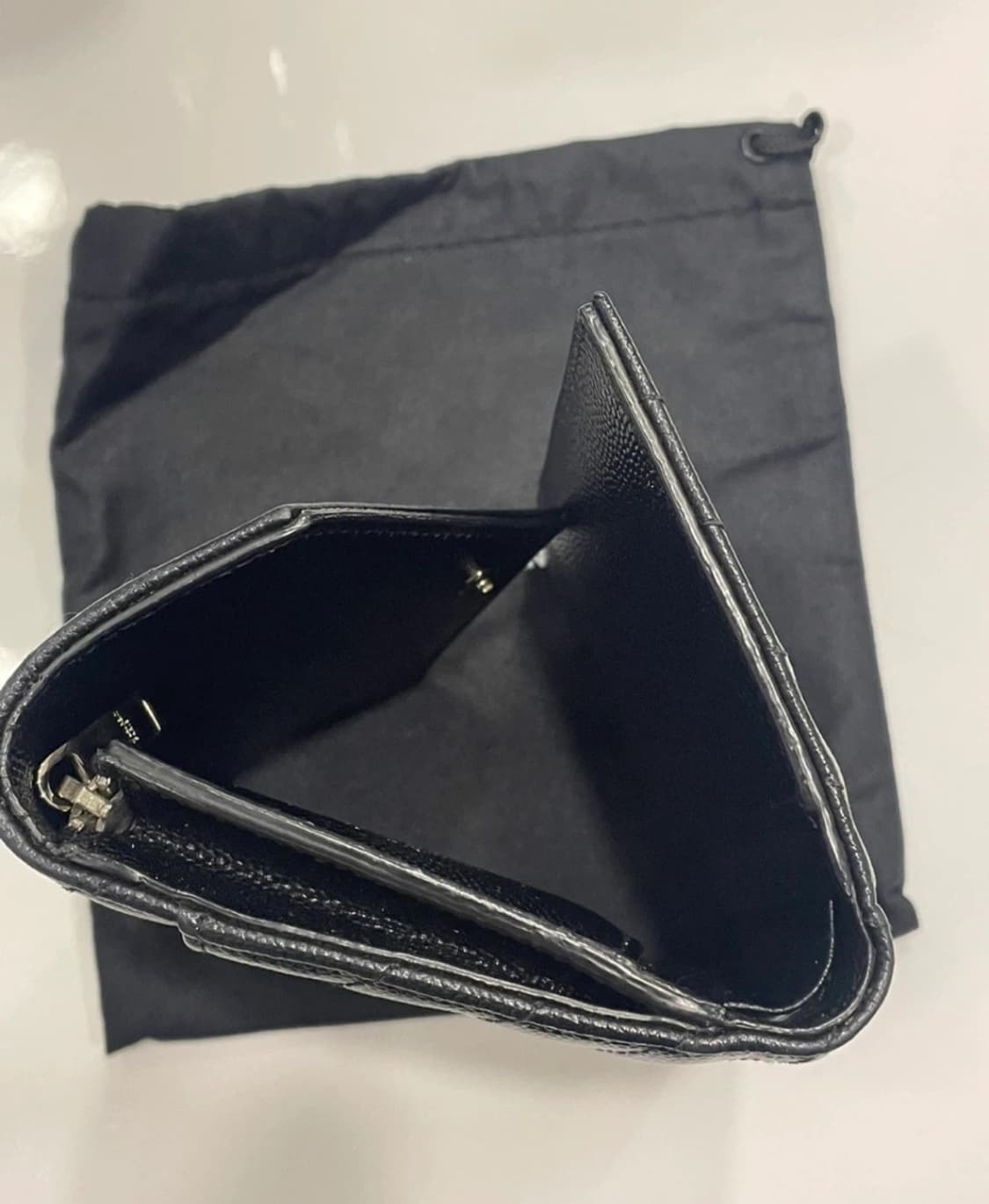 생로랑 엔젤로프 반지갑 상품이미지4