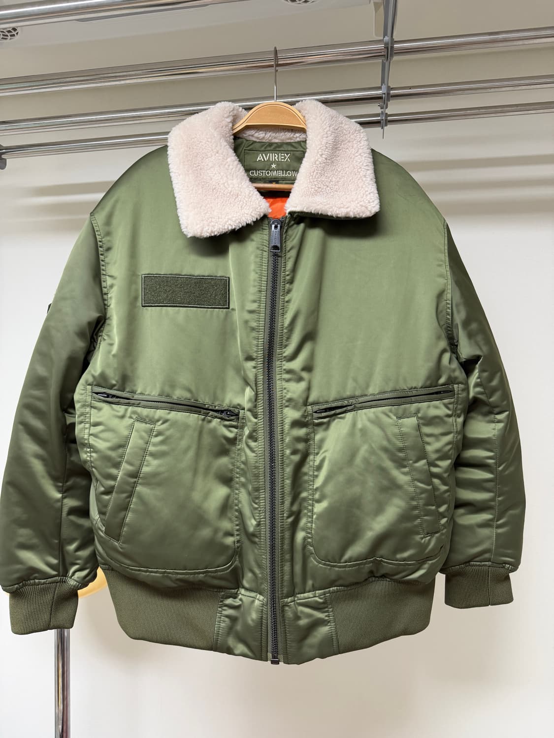 커스텀멜로우 x 아비렉스 B15 항공점퍼 구스다운 상품이미지1