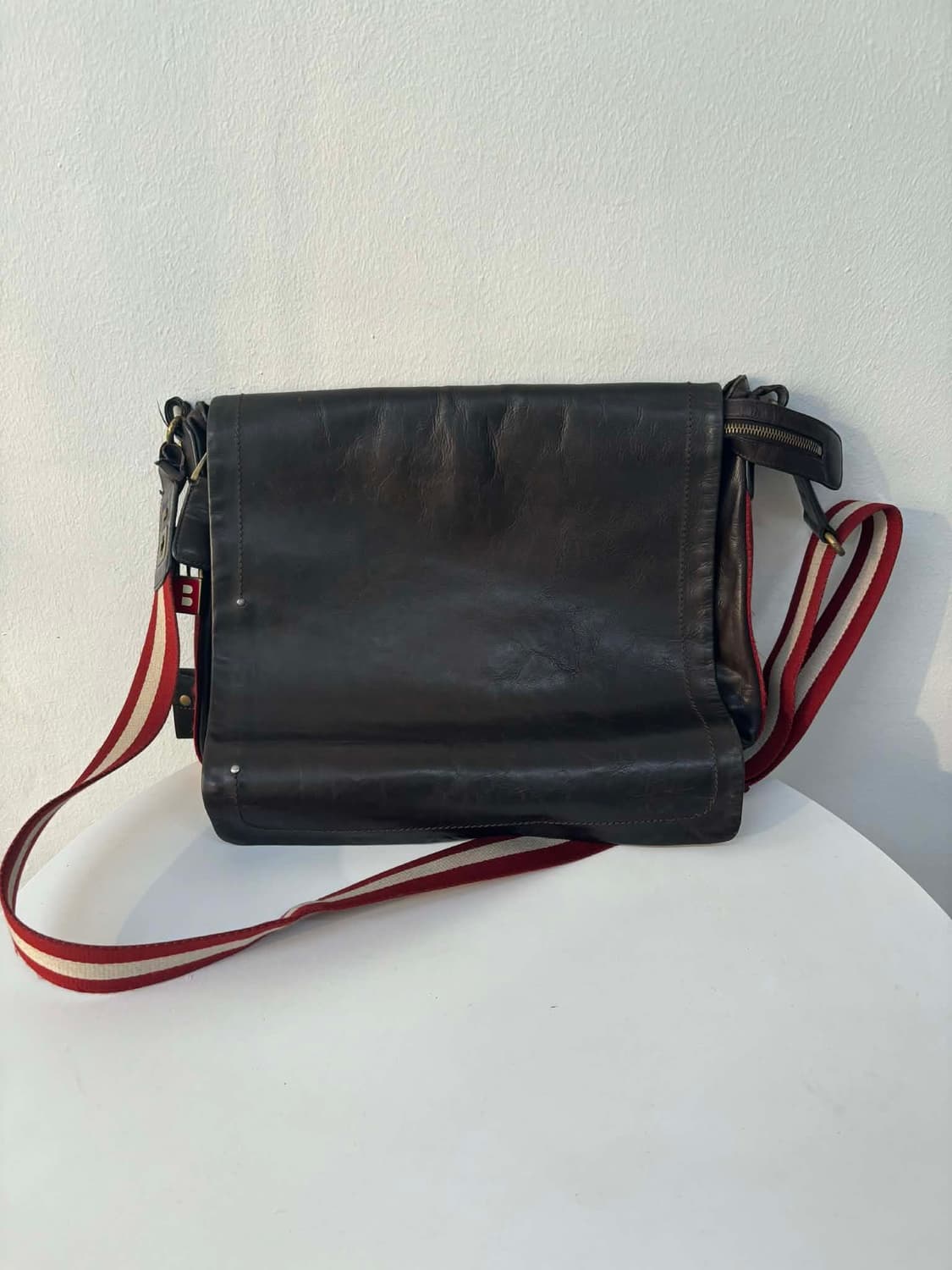 발리 소가죽 메신저 숄더 크로스백 상품이미지1