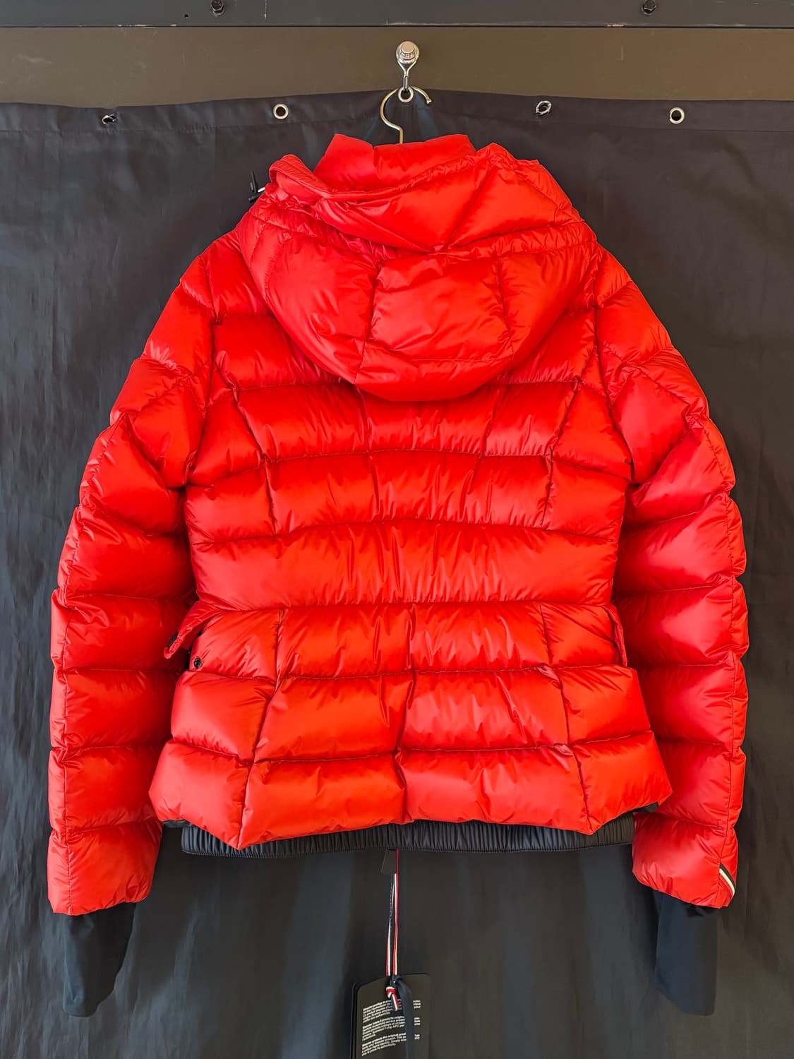 몽클레르 그레노블 아르모니크 숏 다운 자켓 23FW 상품이미지2