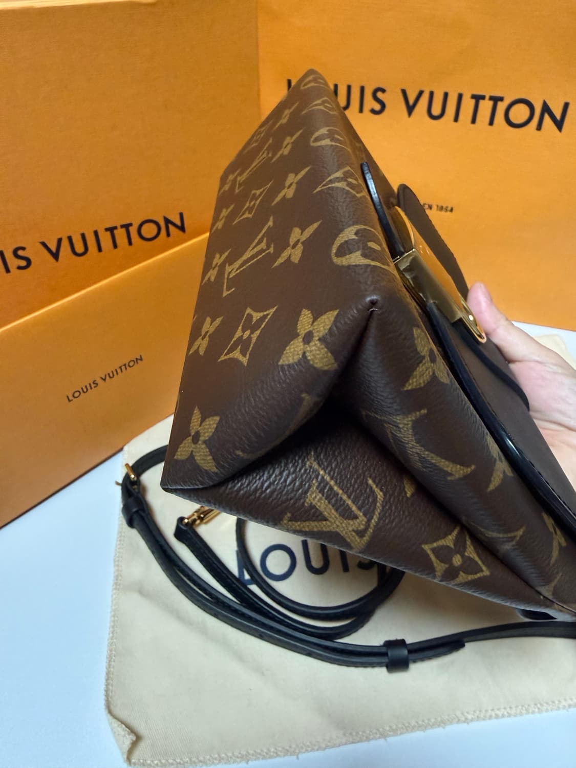 루이비통 록키 BB 모노그램 상품이미지2