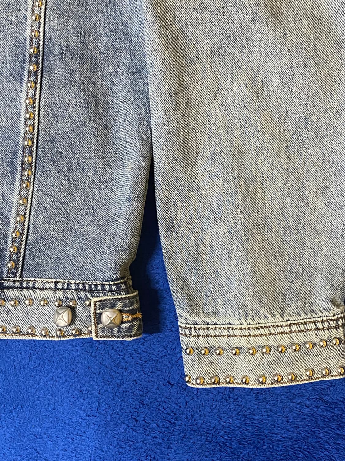 BADBLOOD 배드블러드 스터드 데님 트러커 자켓 상품이미지9