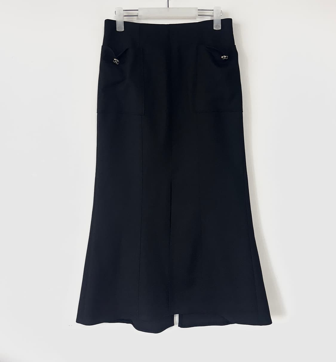 타임 메탈 엠블럼 슬릿 밴딩 스커트 상품이미지1