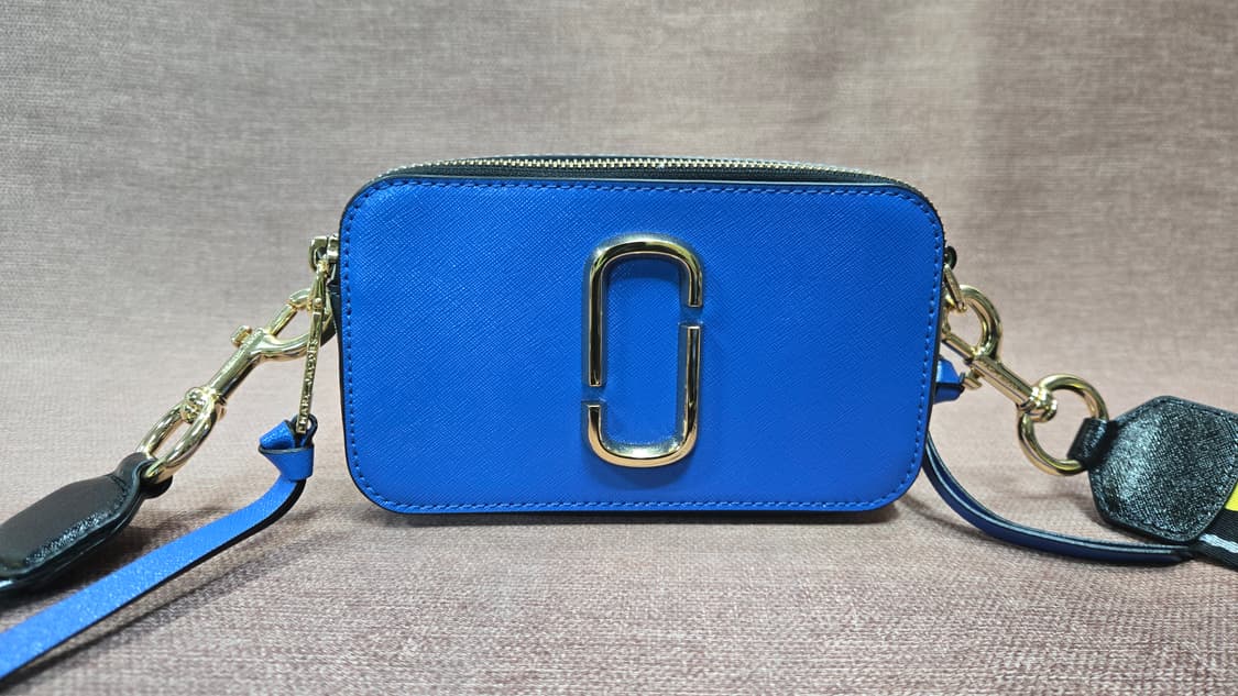 마크제이콥스 정품 스냅샷 블루 크로스백  상품이미지1