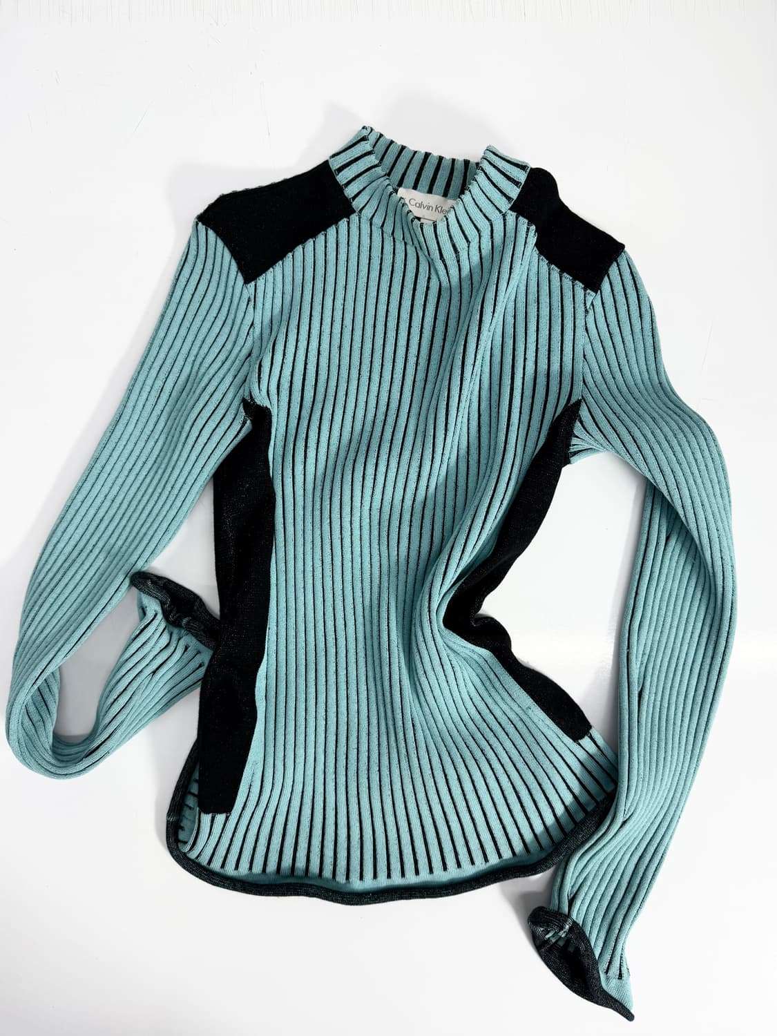 10s Calvin Klein Contour Panel Rib Knit 상품이미지5