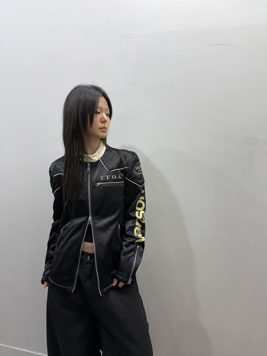 밴슨 X TFOA 투웨이 지퍼 바이커 자켓 상품이미지9