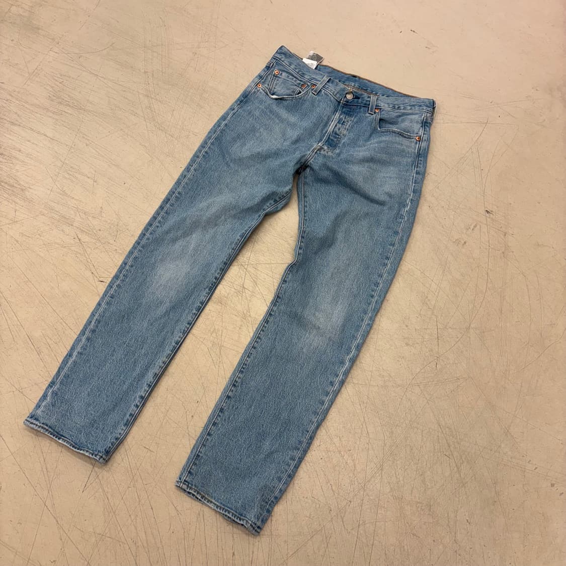 리바이스 501 워싱 데님 팬츠 상품이미지3