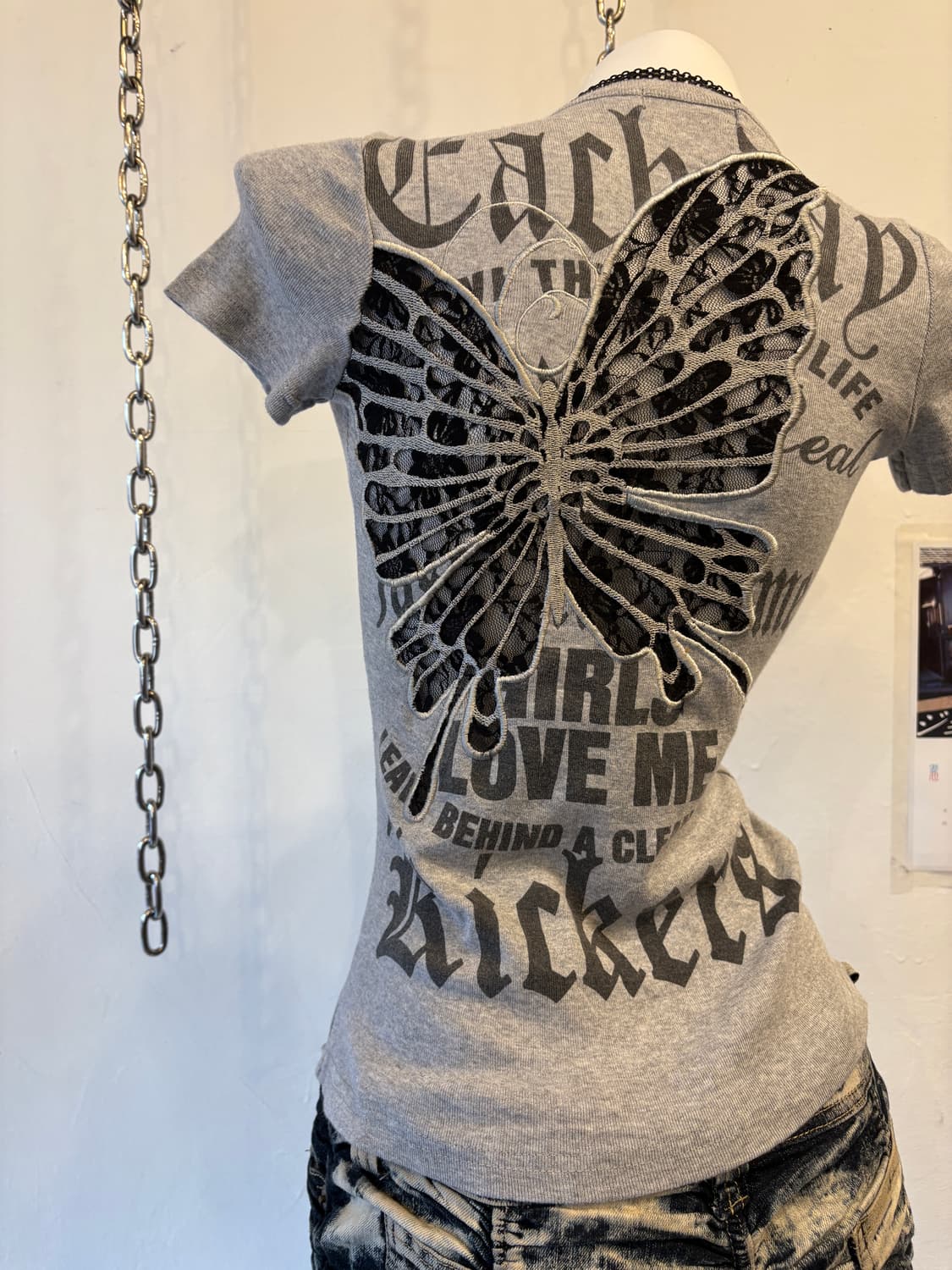 mkr 나비 자수 시스루 레이스 그레이 티셔츠 상품이미지2