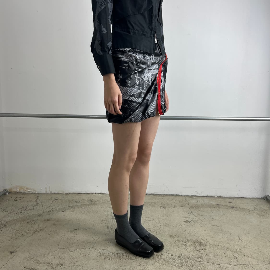 알렉산더 맥퀸 나일론 본디지 스커트 상품이미지3