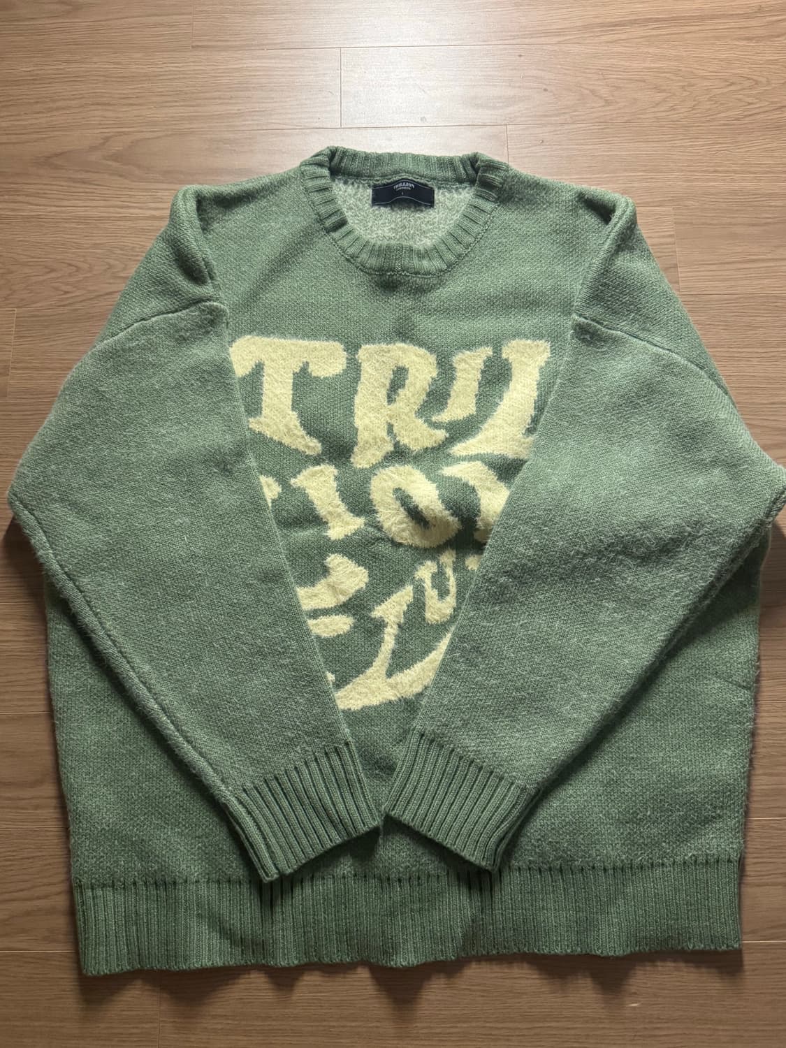 트릴리온 니트 상품이미지1