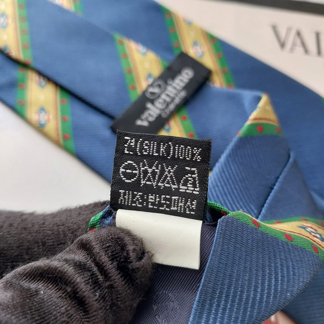 발렌티노 실크 블루 자카드 패턴 넥타이 9.6cm A+등급 K2581
 상품이미지8