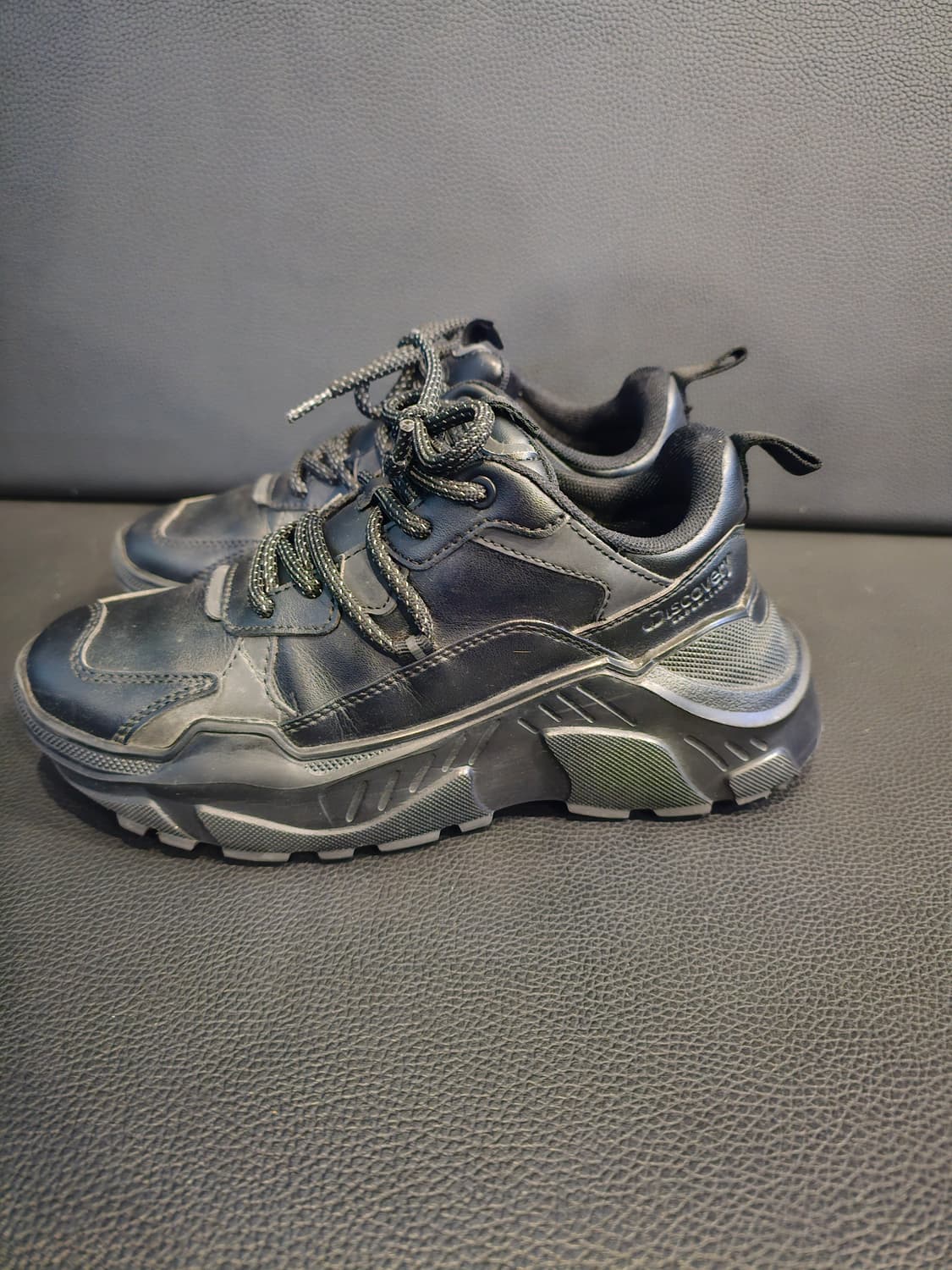 디스커버리 어글리 스니커즈 상품이미지4