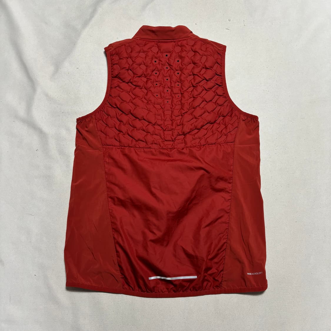 M 나이키 에어로로프트 러닝 베스트 상품이미지3