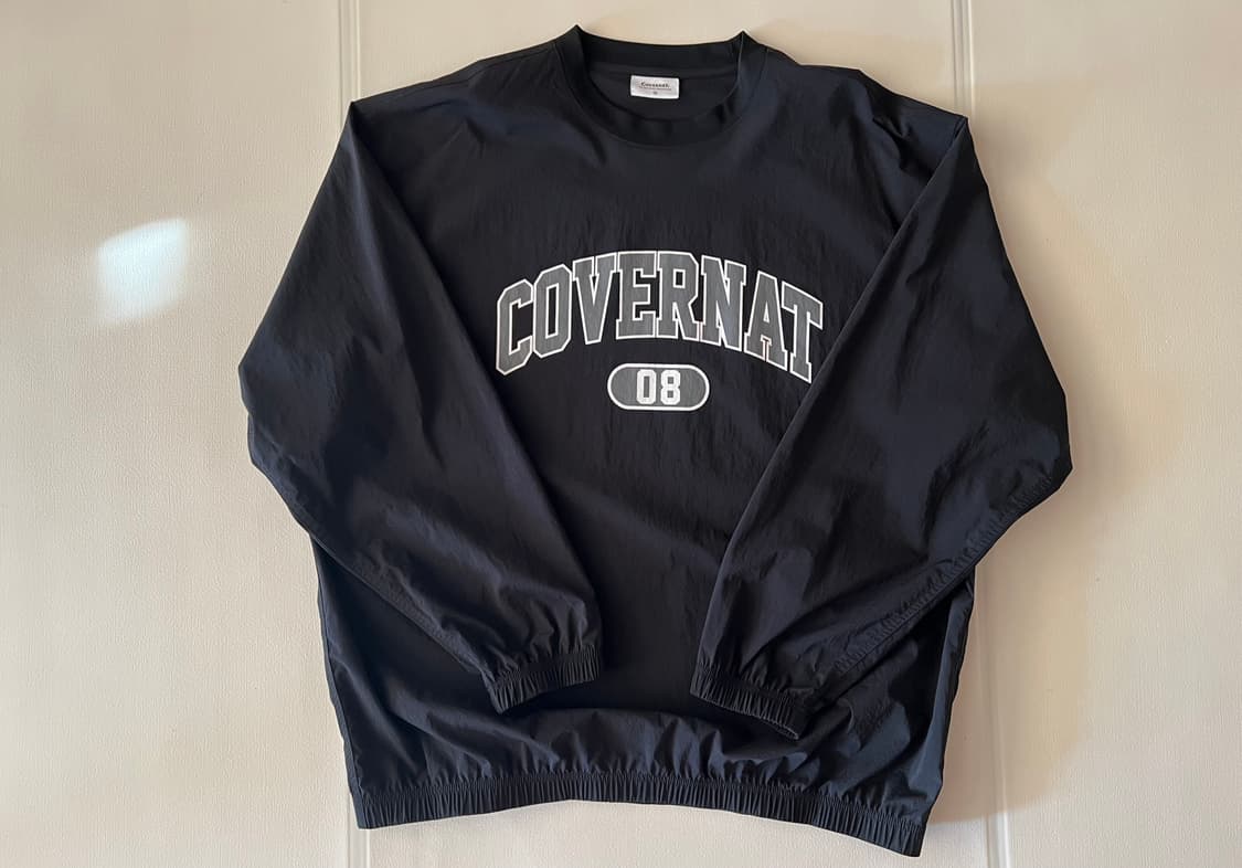 [새상품] XL) 커버낫 컬리지 테크 나일론 맨투맨 블랙 상품이미지5