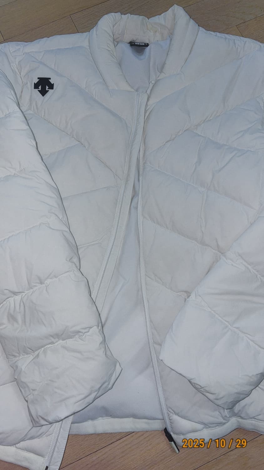 데상트 패딩 상품이미지2