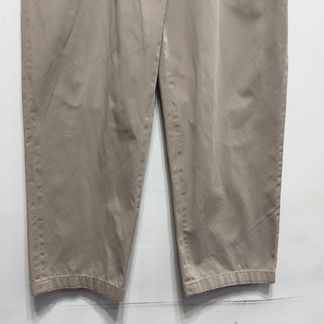 폴로 랄프로렌 투턱 치노 팬츠 상품이미지3