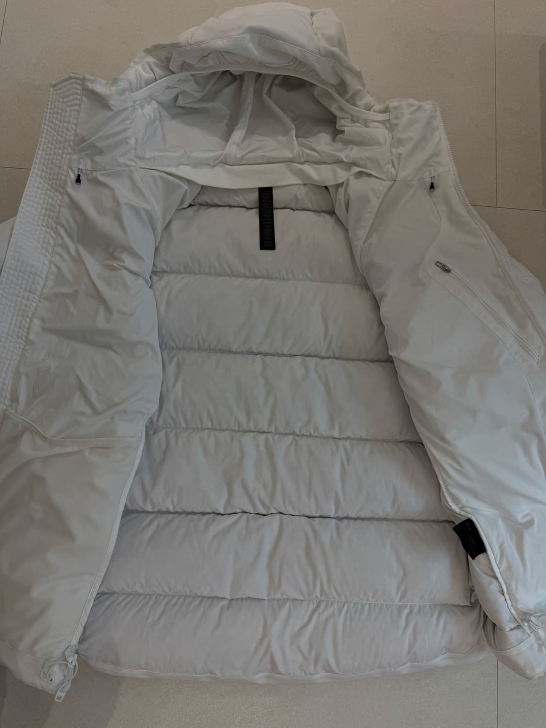 Lululemon 룰루레몬 원더 퍼프 600 다운 필 재킷 상품이미지6