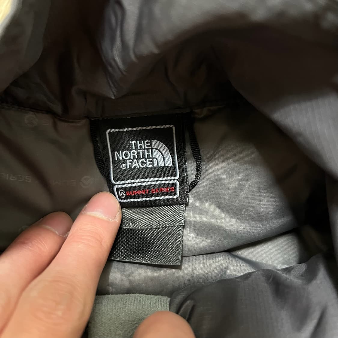 노스페이스 써밋시리즈 퍼텍스 800 경량패딩 L/100  상품이미지6