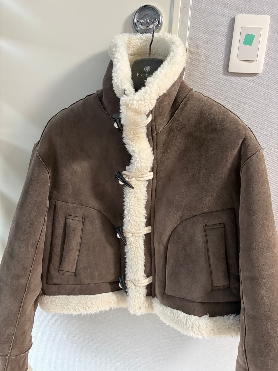 에트몽 무스탕 판매 상품이미지1