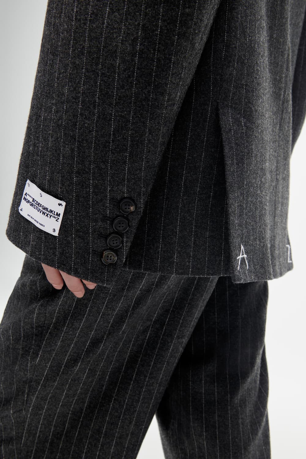 자라 x 아더에러 스트라이프 오버사이즈 블레이저 그레이2004/841 상품이미지2