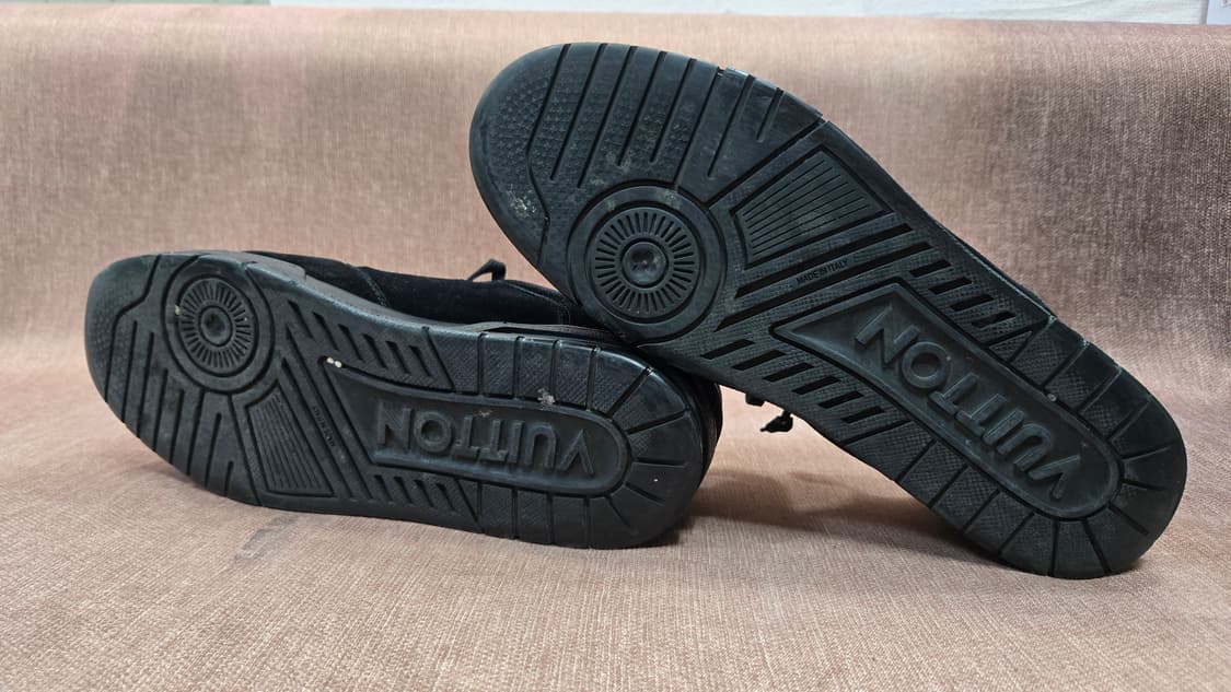 루이비통 275mm-  블랙 스웨이드 스니커즈 상품이미지6