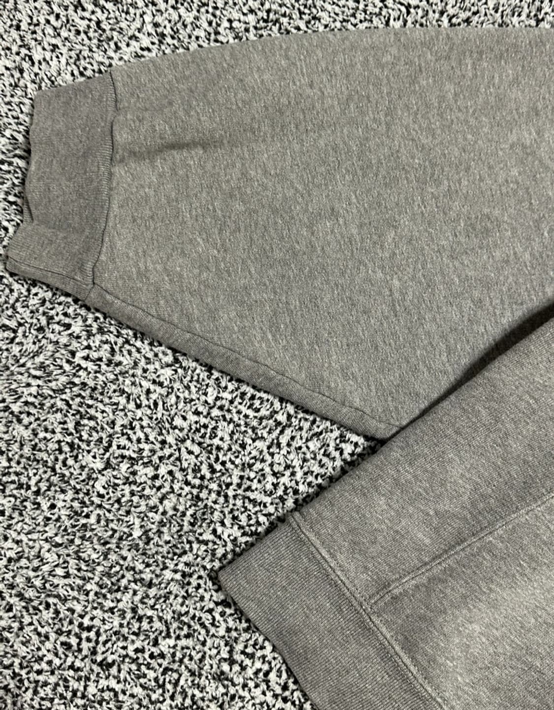 아크네스튜디오 핀트페이스 그레이 XL 상품이미지5