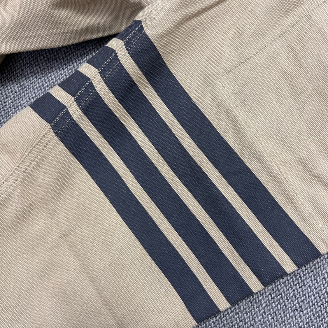 톰브라운 4바 베이지 치노팬츠(0) 상품이미지5