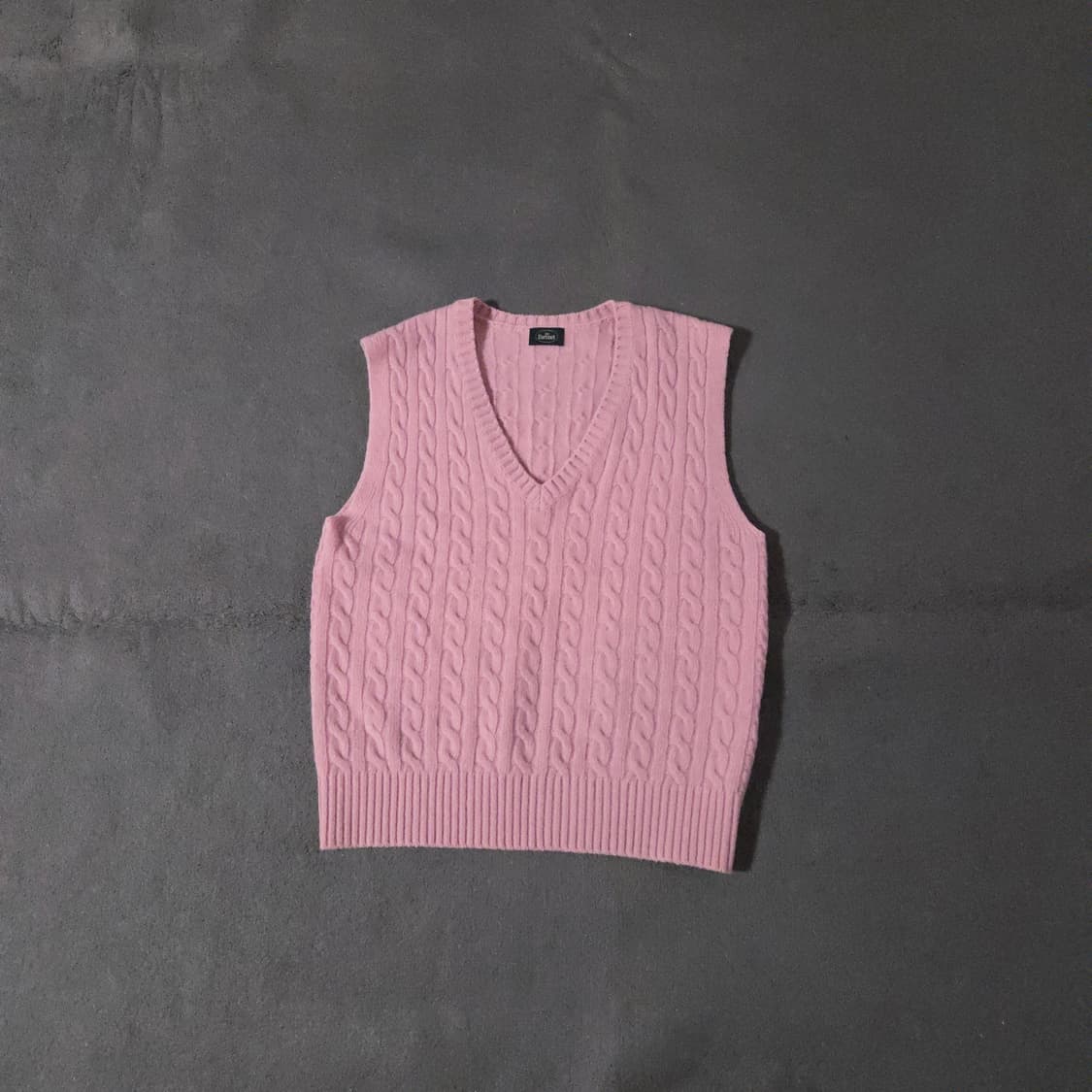 더바넷 핑크 포니 케이블 니트 베스트 상품이미지3