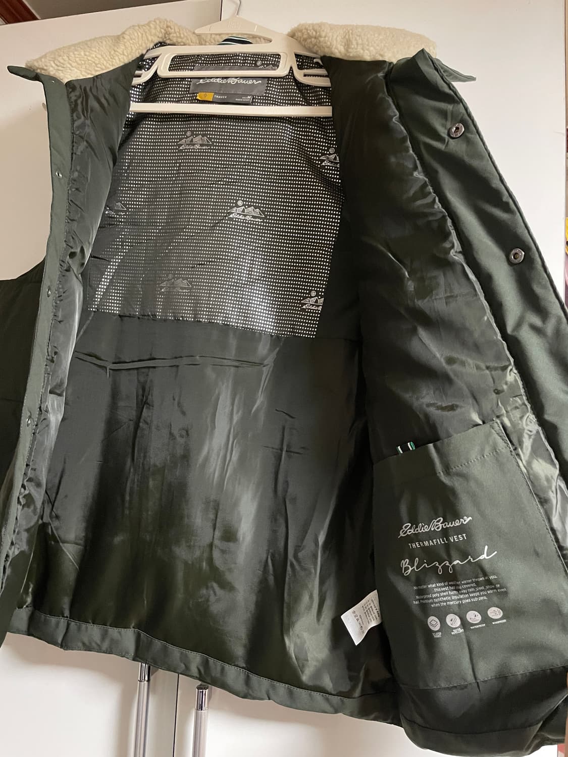 에디바우어 패딩 조끼M 상품이미지4