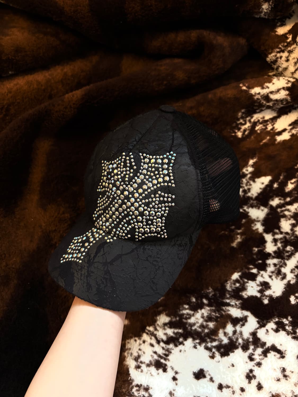 풀 스터드 블랙 메쉬 캡 상품이미지4