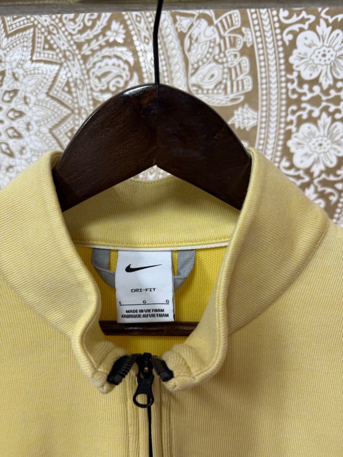 나이키 드라이핏 반집업 옐로우 맨투맨  상품이미지4