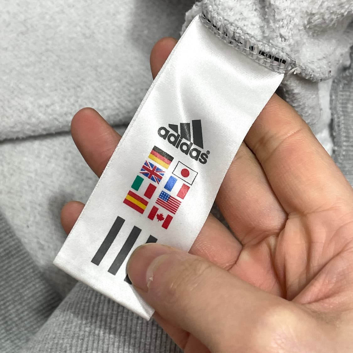 아디다스 삼각로고 삼선 그레이 기모 맨투맨 남성110 상품이미지4