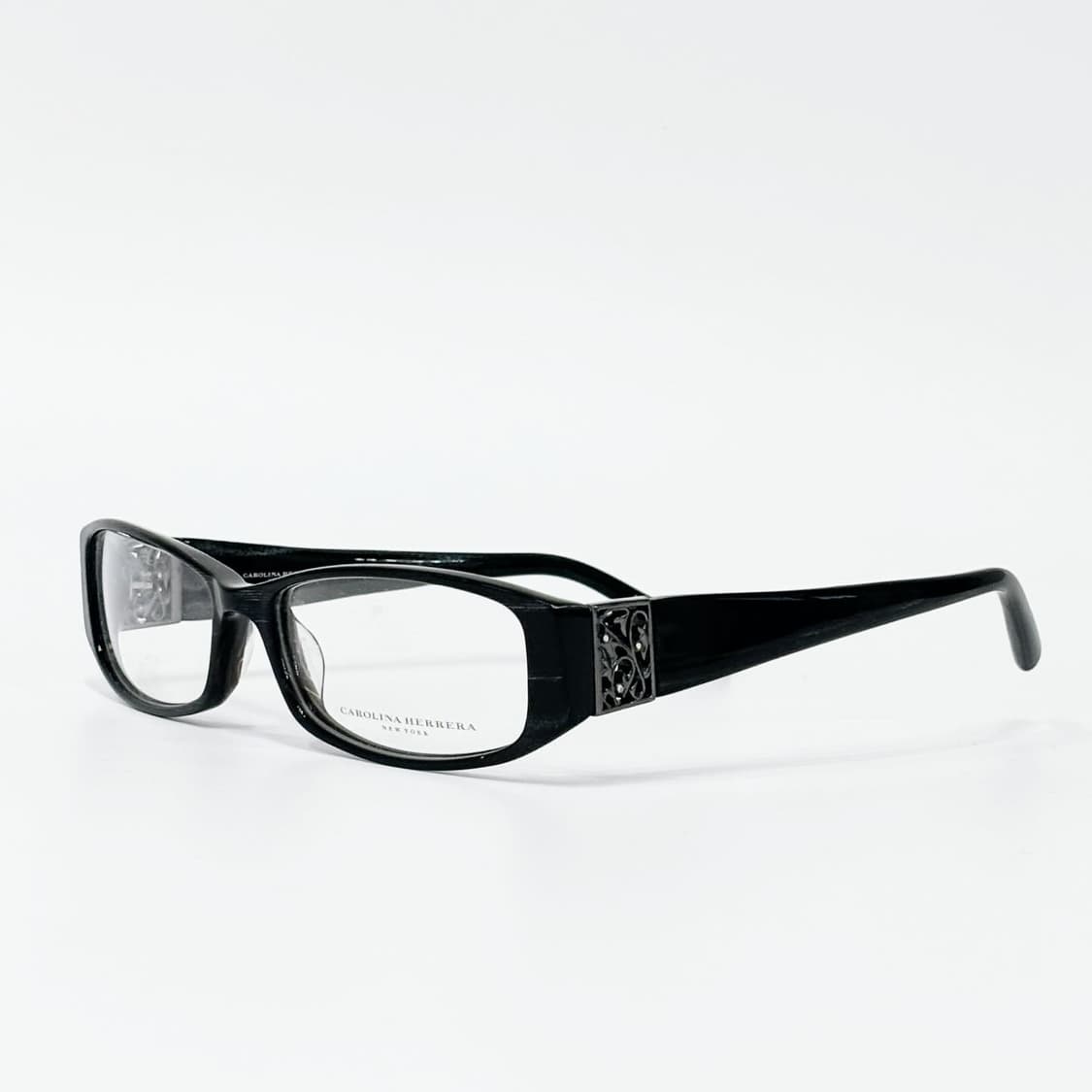 CAROLINA HERRERA 블랙 뿔테 데드스탁 빈티지안경 상품이미지1
