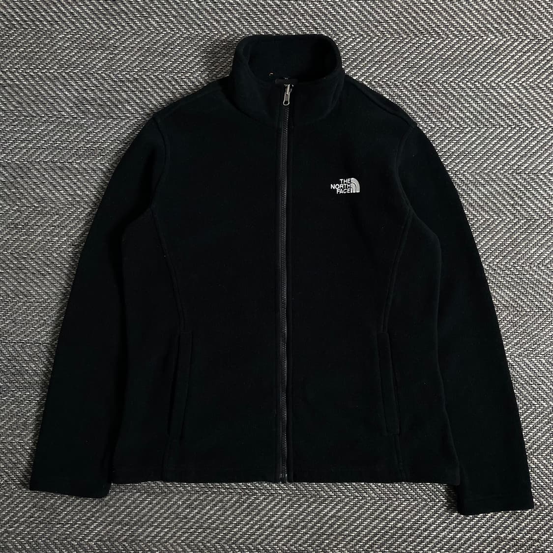 노스페이스 블랙 미니멀 후리스 자켓y 2940 상품이미지2