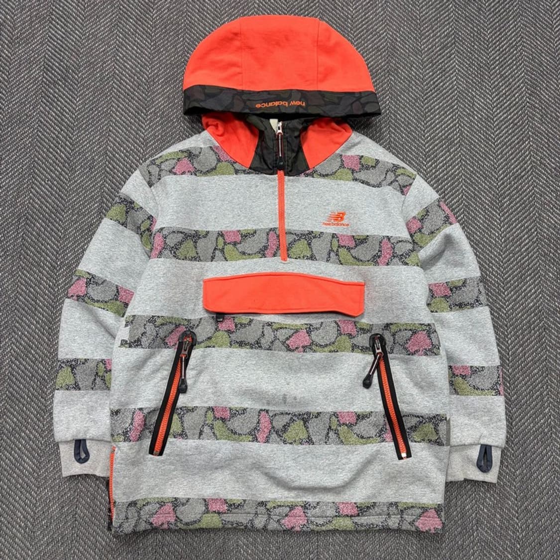 뉴발란스 후드 패디드 아노락 v2818 상품이미지1