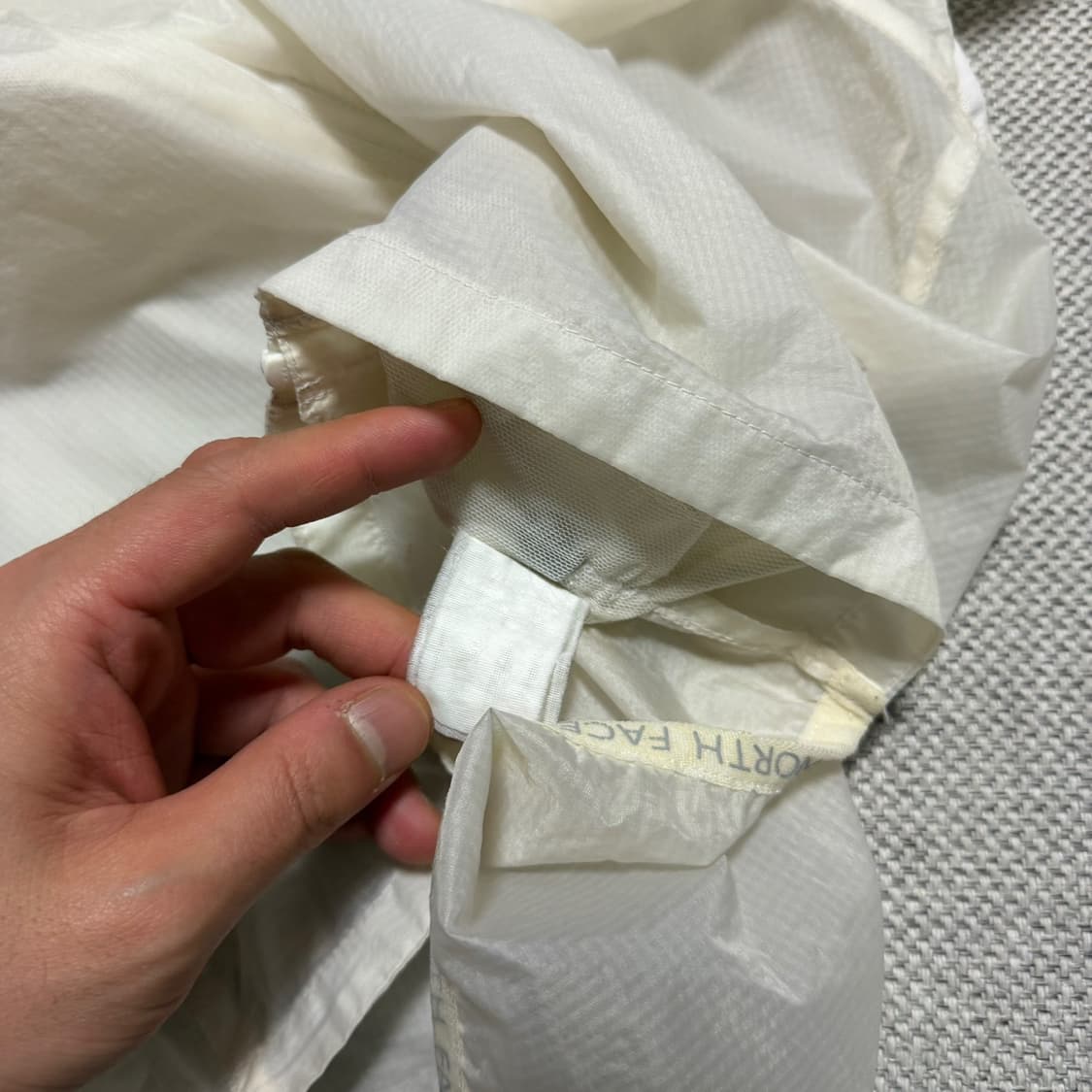 노스페이스 초경량 바람막이 자켓 상품이미지4