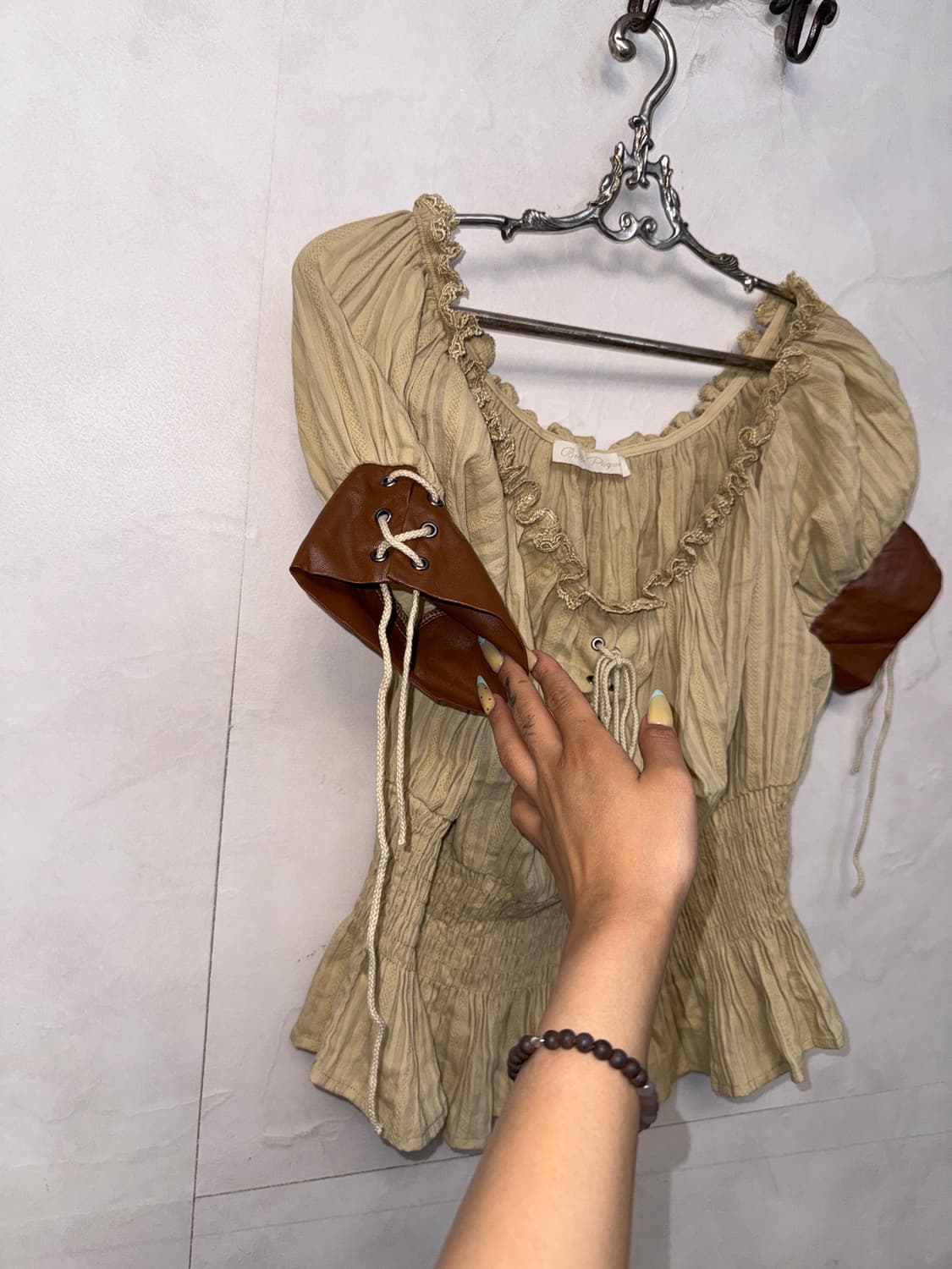 Beige bohemian western laceup 오프숄더 bl 상품이미지3