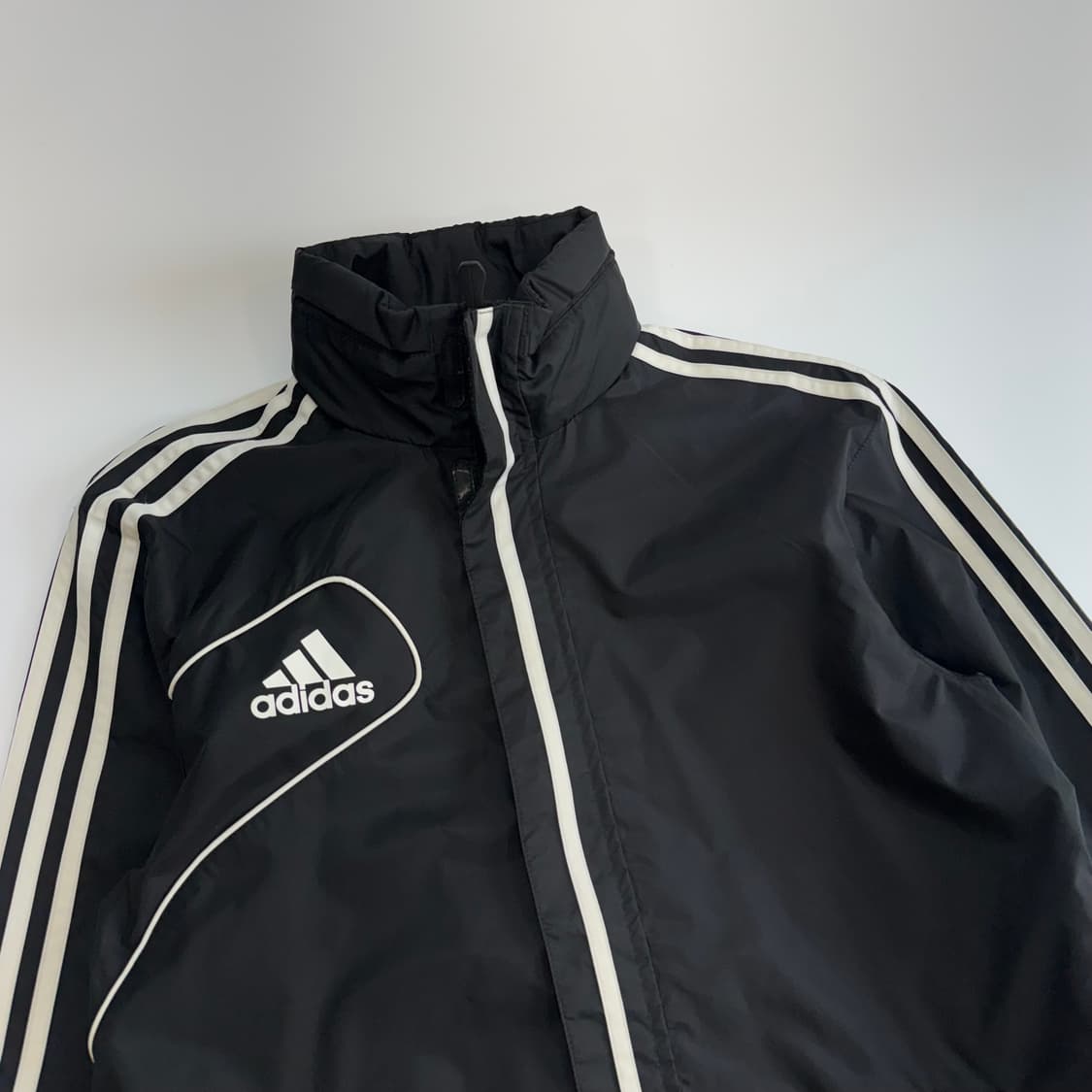 Adidas 아디다스 삼각로고 트랙탑 라인 블랙 바람막이 상품이미지4