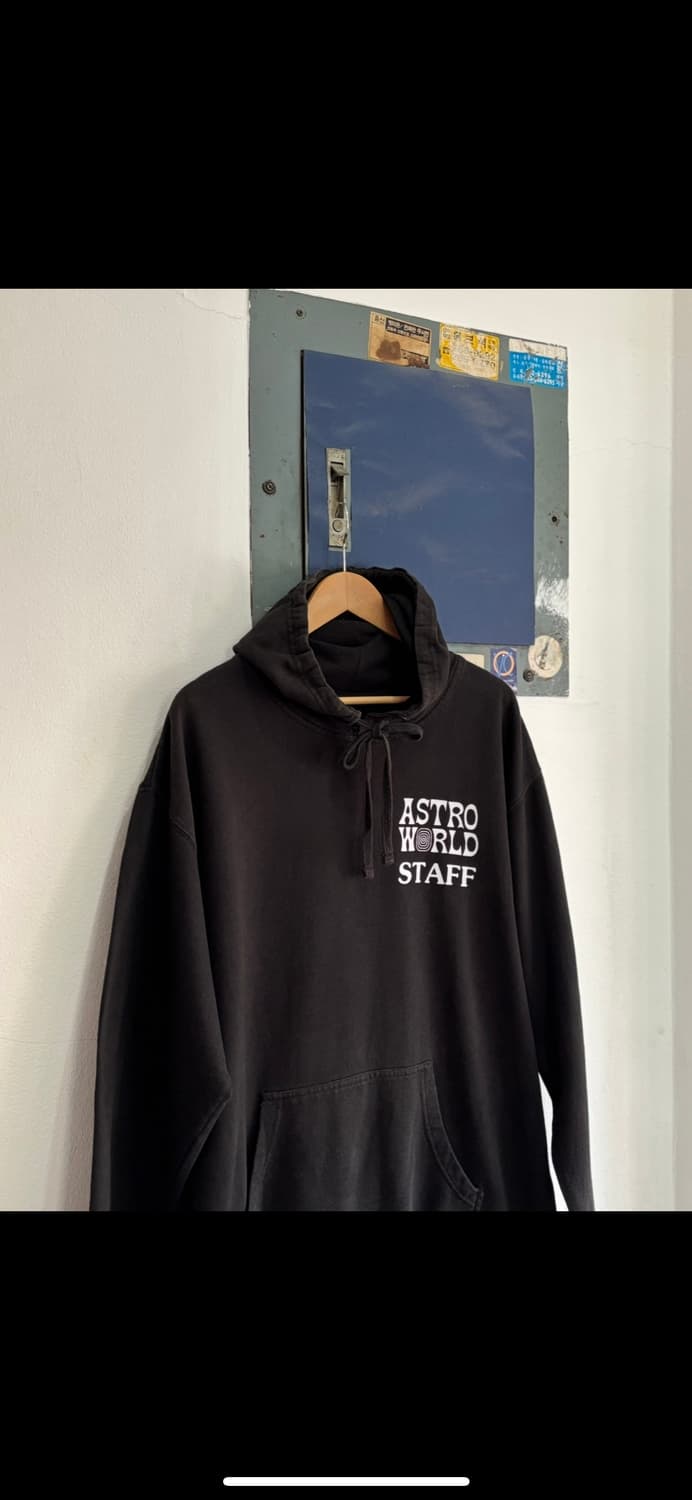 Travis Scott Astroworld Staff Hoodie 상품이미지1