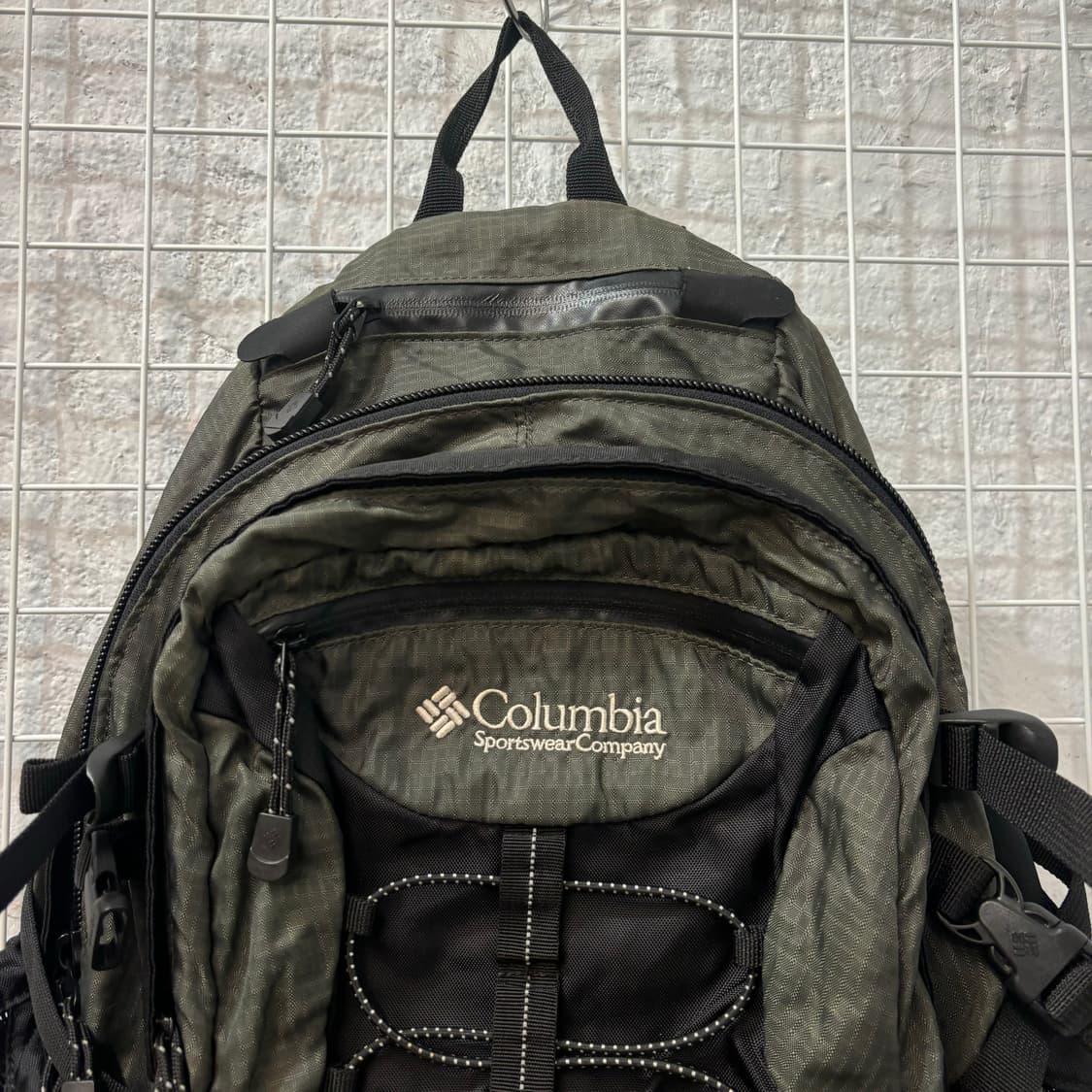컬럼비아 빈티지 투톤 배색 아웃도어 백팩 OS 상품이미지4