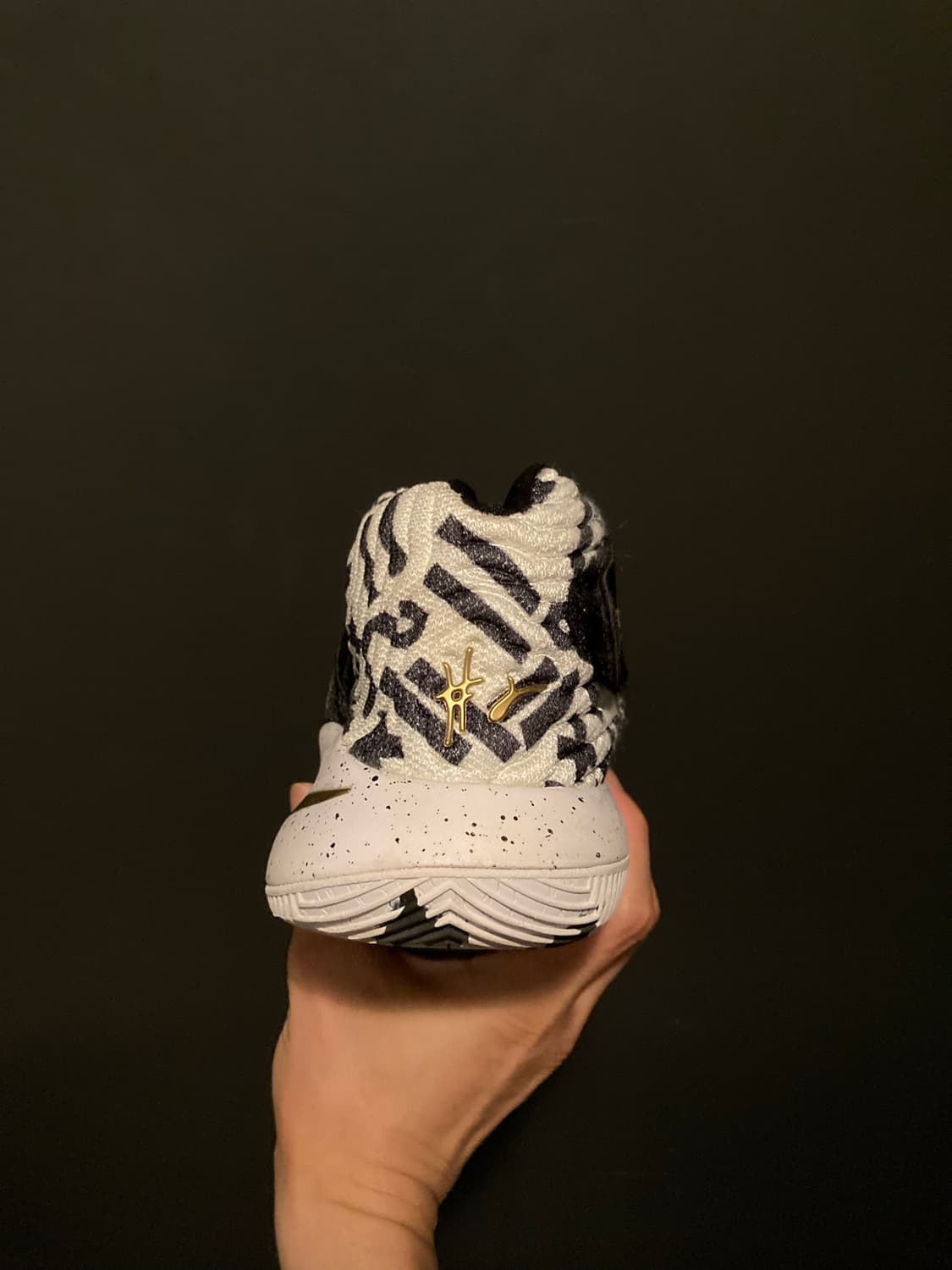 Nike Kyrie 2 II EP White Camo  상품이미지2
