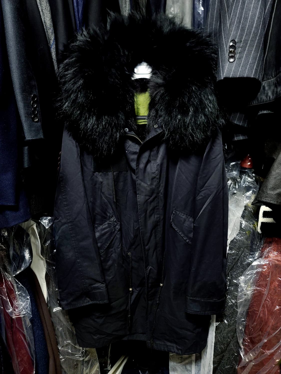 미스터앤미세스퍼 블랙 풀바디 폭스퍼 패딩 점퍼 100~105 상품이미지1