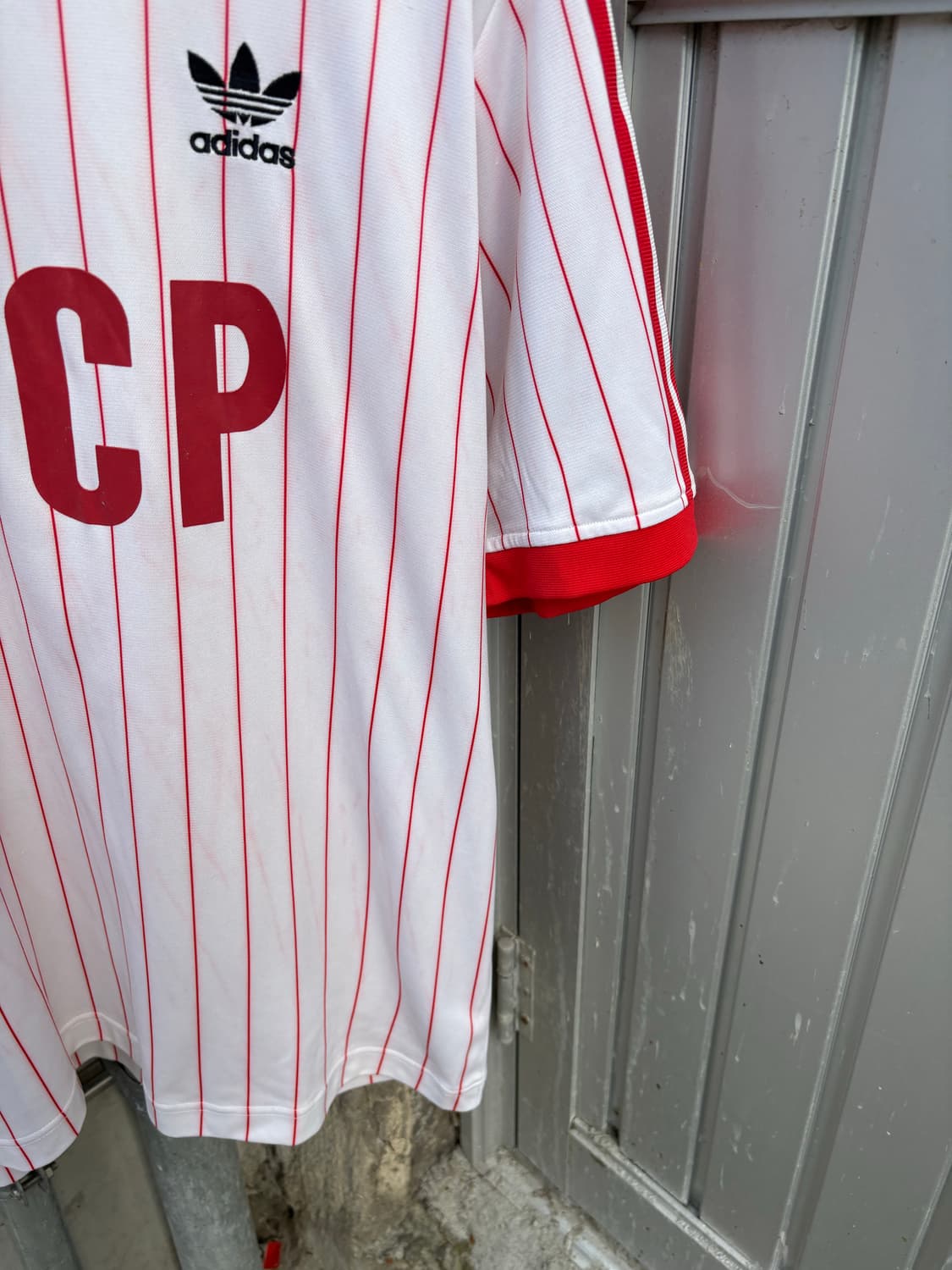 Adidas CCCP Red Stripe V Neck Shirt 상품이미지4