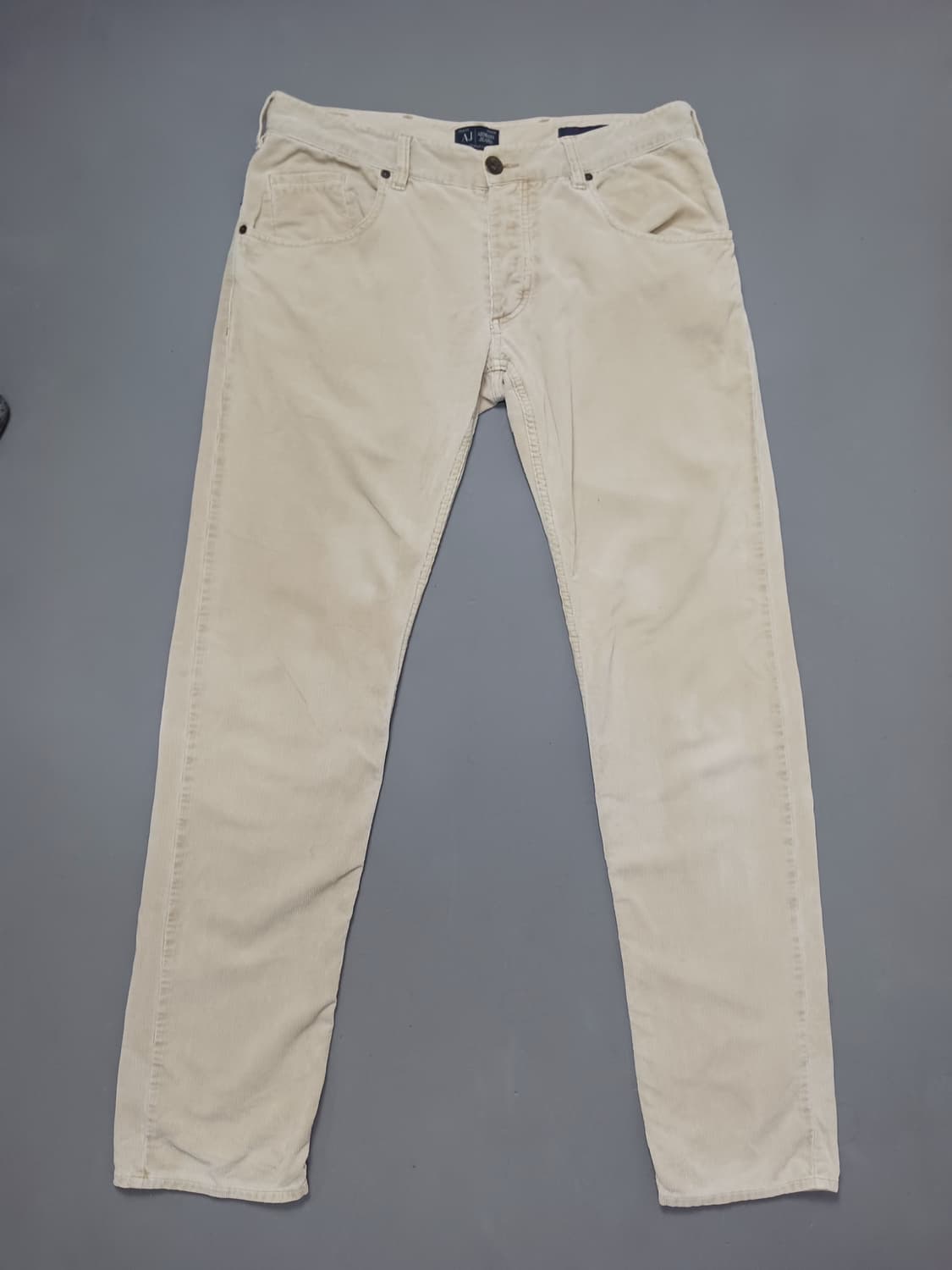 [33] 아르마니 진스 아이보리 J23 슬림핏 코듀로이 팬츠 상품이미지1