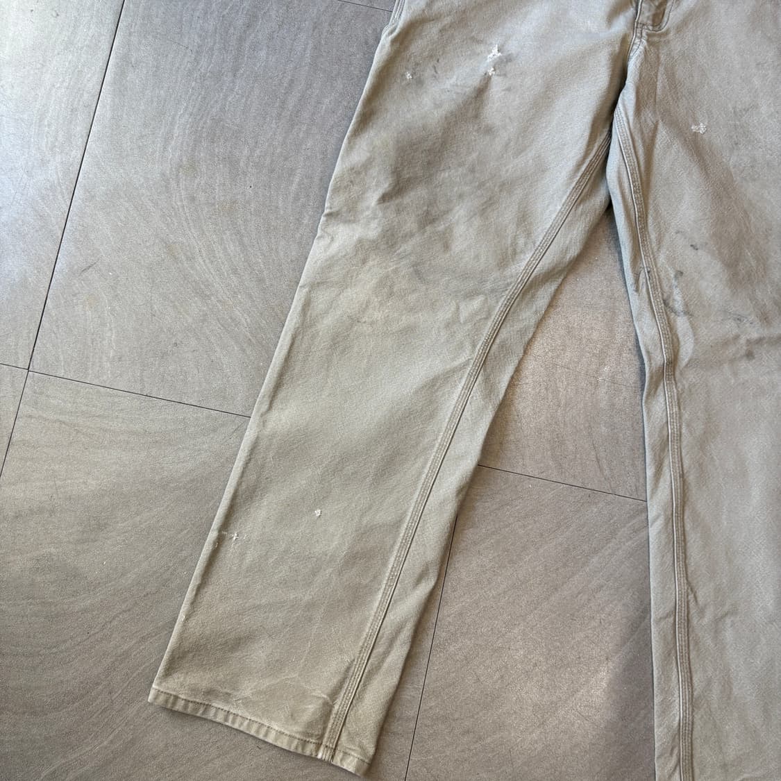 칼하트 오리지널 라이트 그레이 카펜터 팬츠 입니다.  상품이미지7