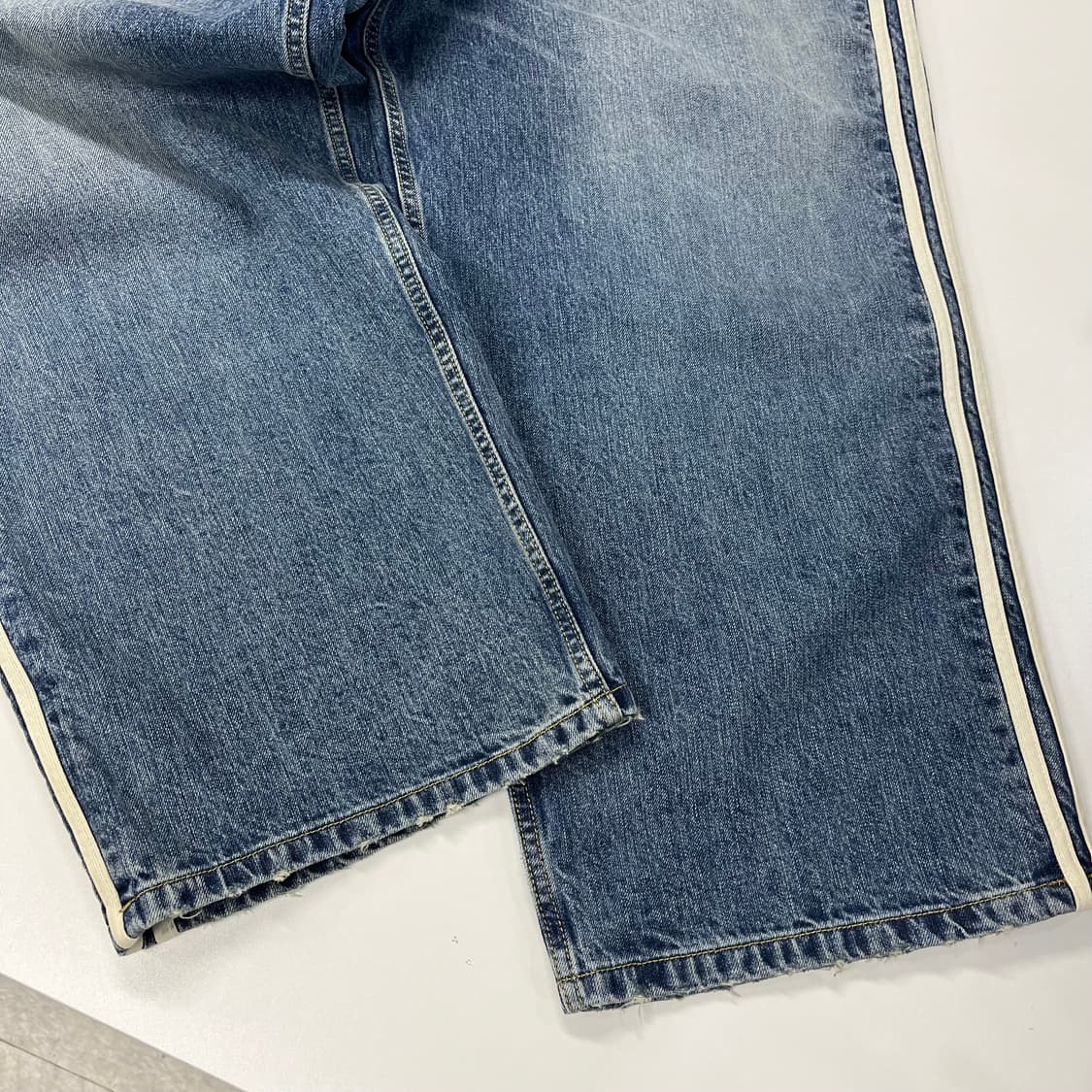 [M] 발렌시아가 x 아디다스 데님 팬츠 청바지 상품이미지6